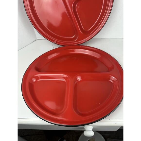 VINTAGE Set Of 2 Red Enamel 12" Dinner Plates Retro - Picture 2 of 4